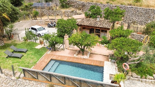 2 camera da letto Finca/Casa di Campagna da affittare in Fornalutx con piscina garage - 3.500 € (Rif: 9908269)