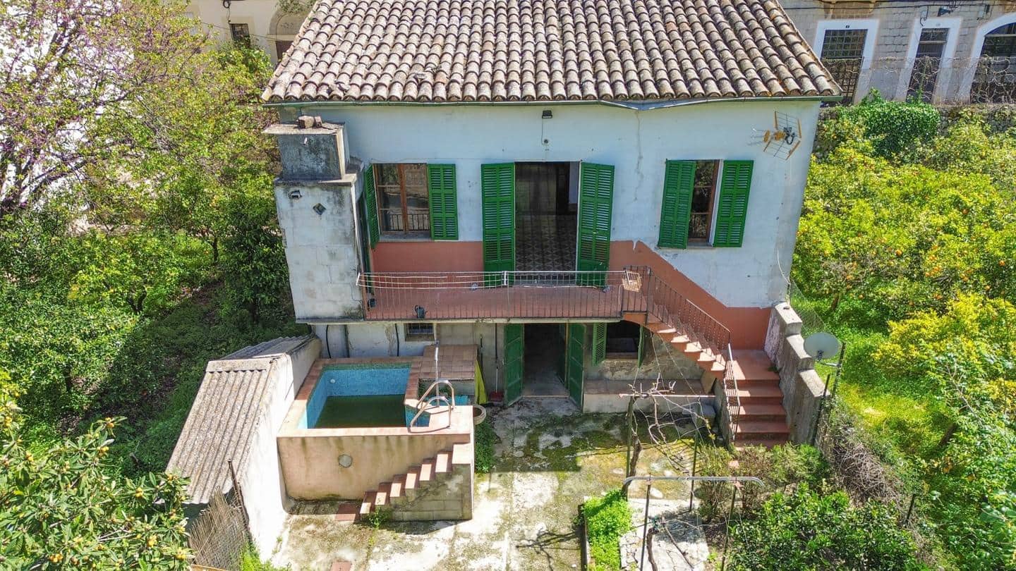 2 slaapkamer Villa te koop in Soller - € 650.000 (Ref: 9909823)