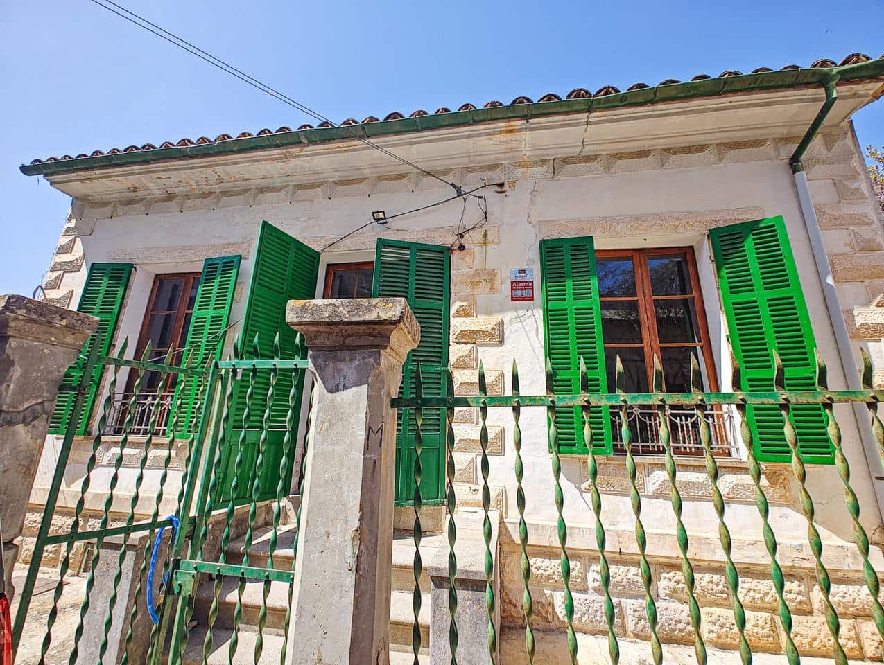 2 slaapkamer Villa te koop in Soller - € 650.000 (Ref: 9909823)