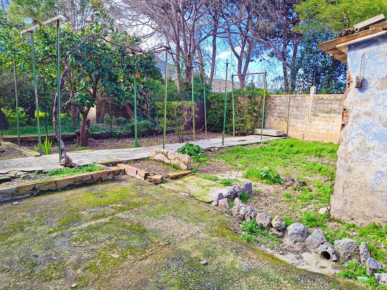2 slaapkamer Villa te koop in Soller - € 650.000 (Ref: 9909823)
