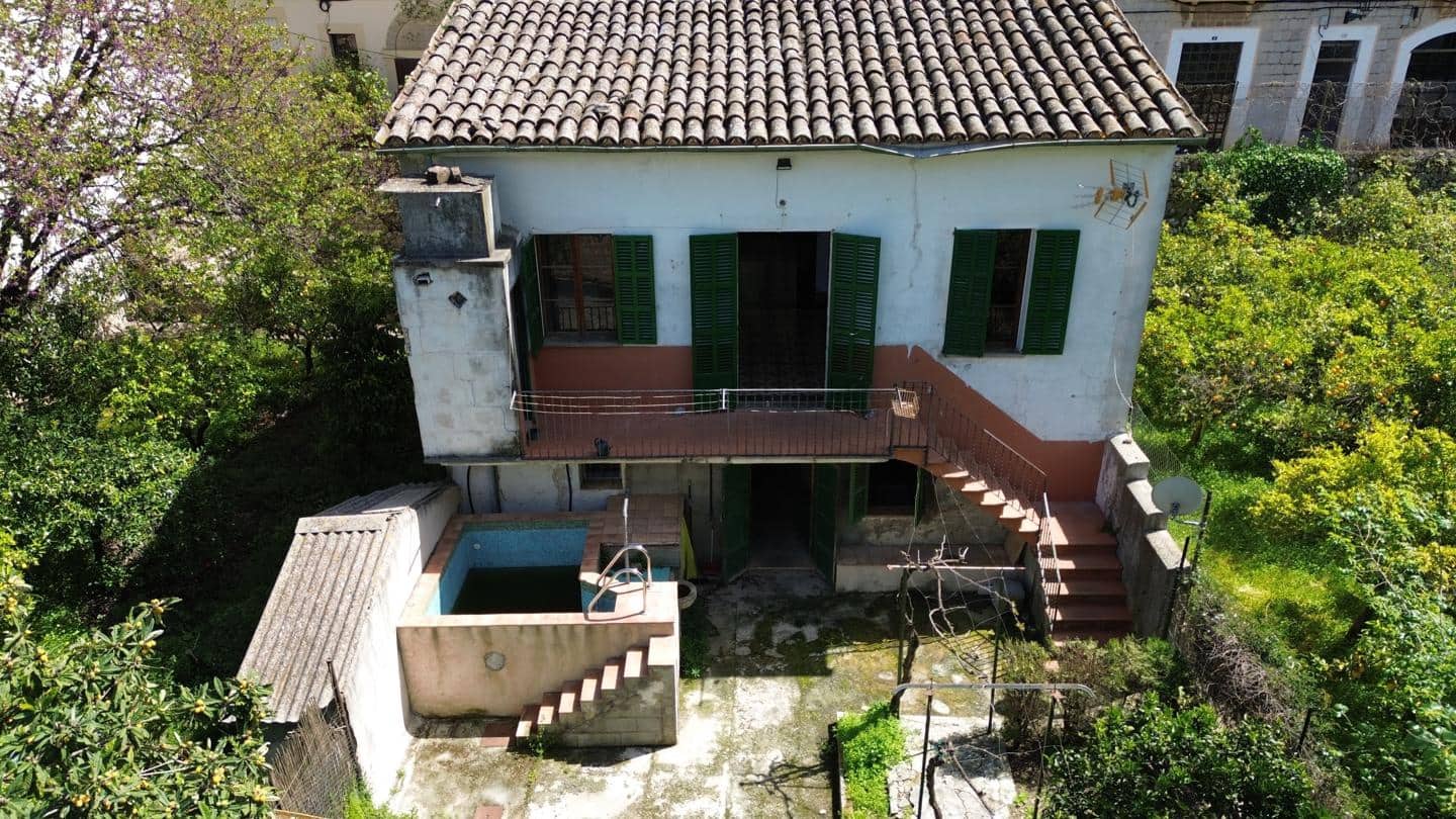 2 slaapkamer Villa te koop in Soller - € 650.000 (Ref: 9909823)