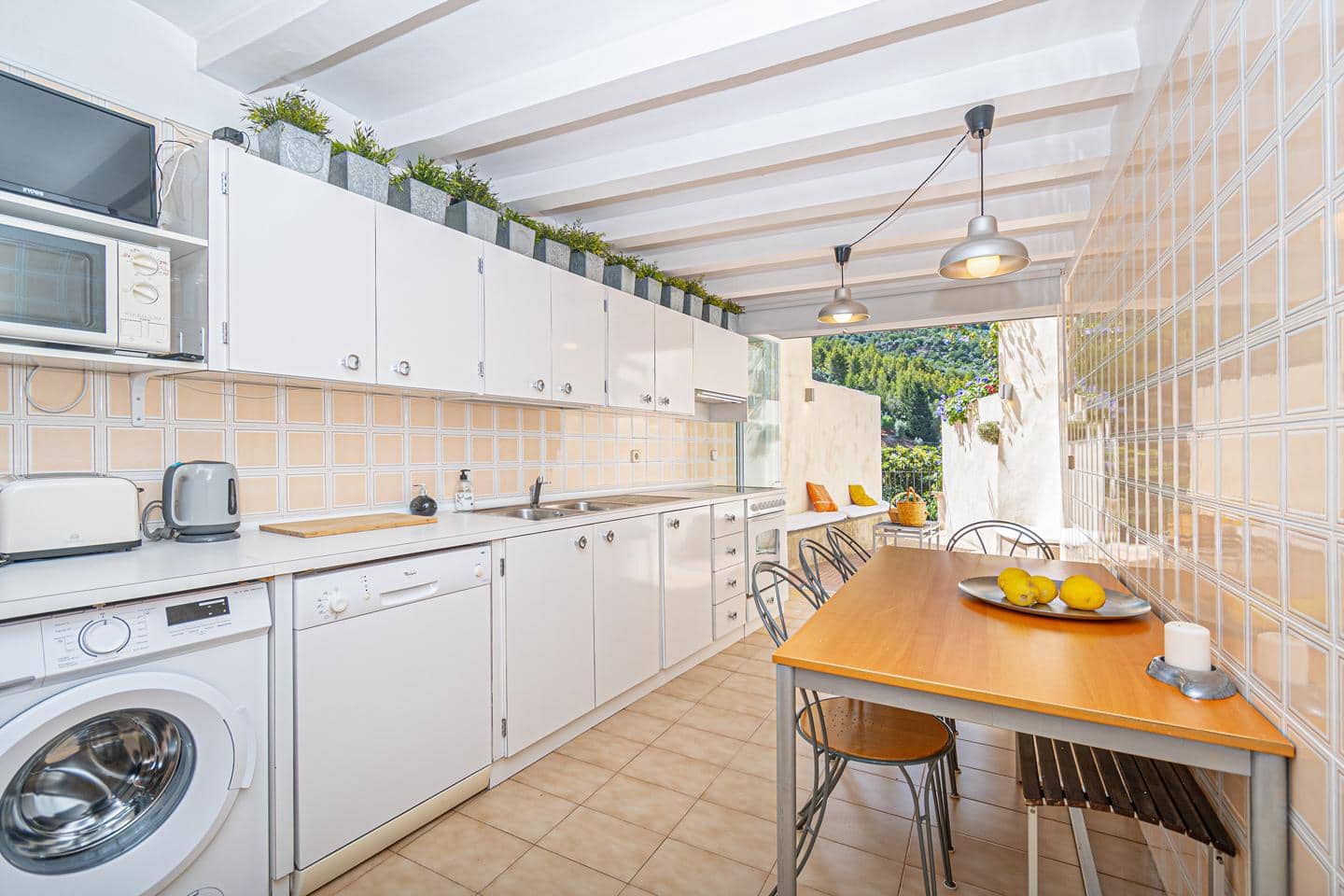3 bedroom Villa for rent in Fornalutx - € 1,800 (Ref: 9935205)