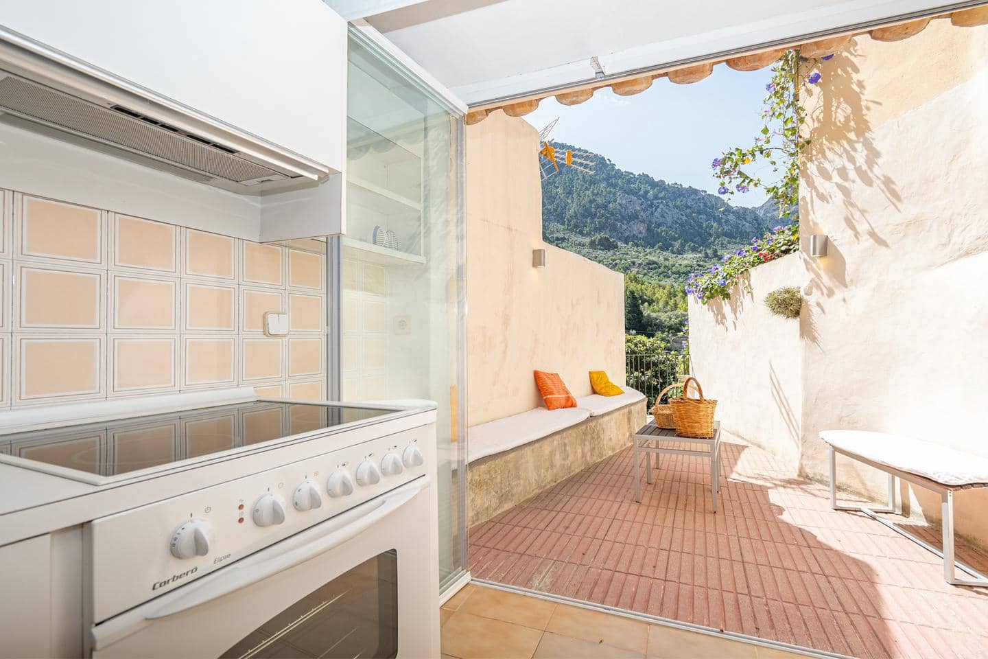 3 bedroom Villa for rent in Fornalutx - € 1,800 (Ref: 9935205)