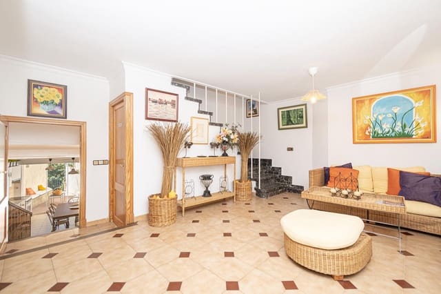3 bedroom Villa for rent in Fornalutx - € 1,800 (Ref: 9935205)
