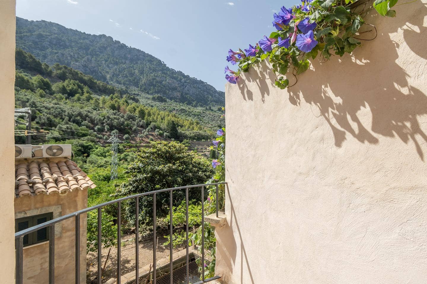 3 bedroom Villa for rent in Fornalutx - € 1,800 (Ref: 9935205)