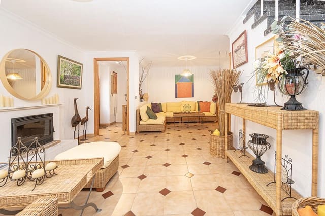 3 bedroom Villa for rent in Fornalutx - € 1,800 (Ref: 9935205)