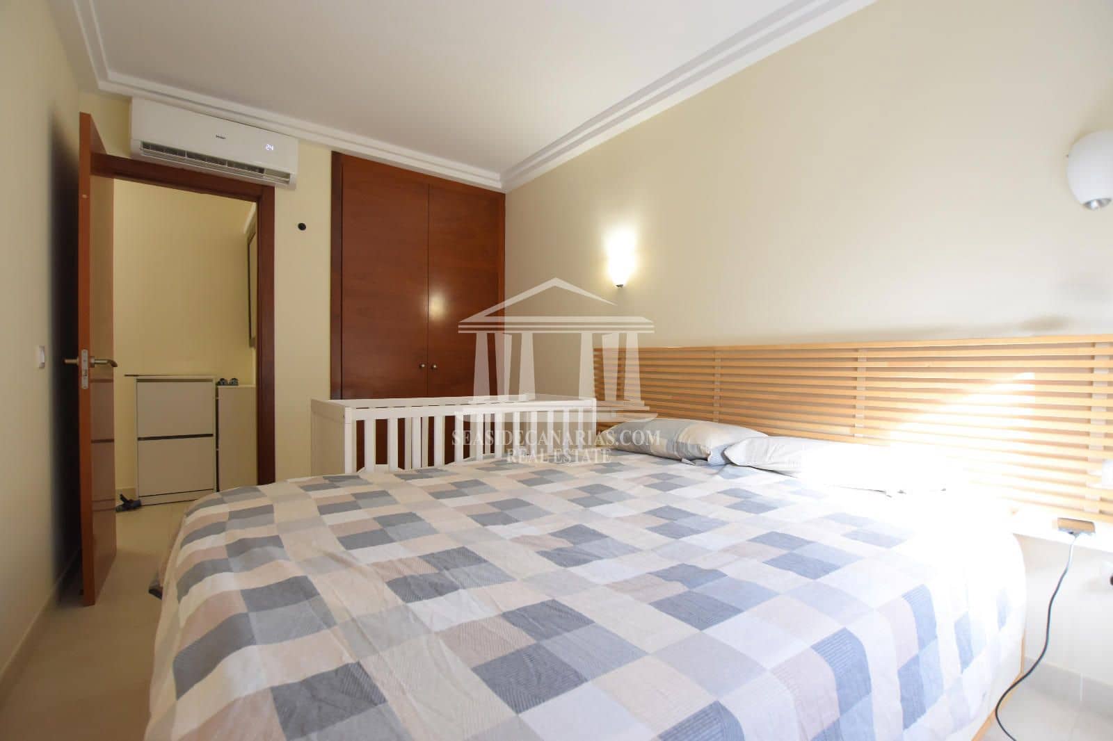 2 slaapkamer Flat te koop in Adeje met zwembad garage - € 308.000 (Ref: 10061182)