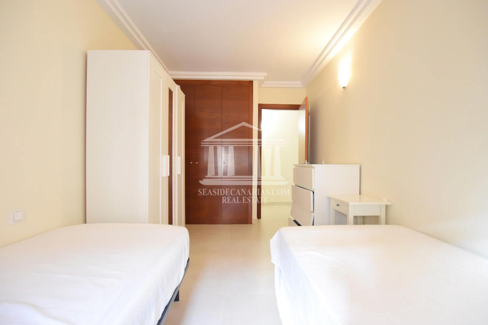 2 slaapkamer Flat te koop in Adeje met zwembad garage - € 308.000 (Ref: 10061182)
