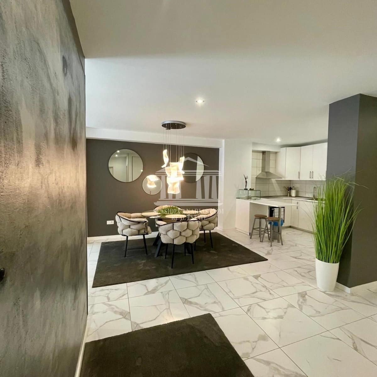 2 bedroom Flat for sale in Adeje with garage - € 340,000 (Ref: 10077350)