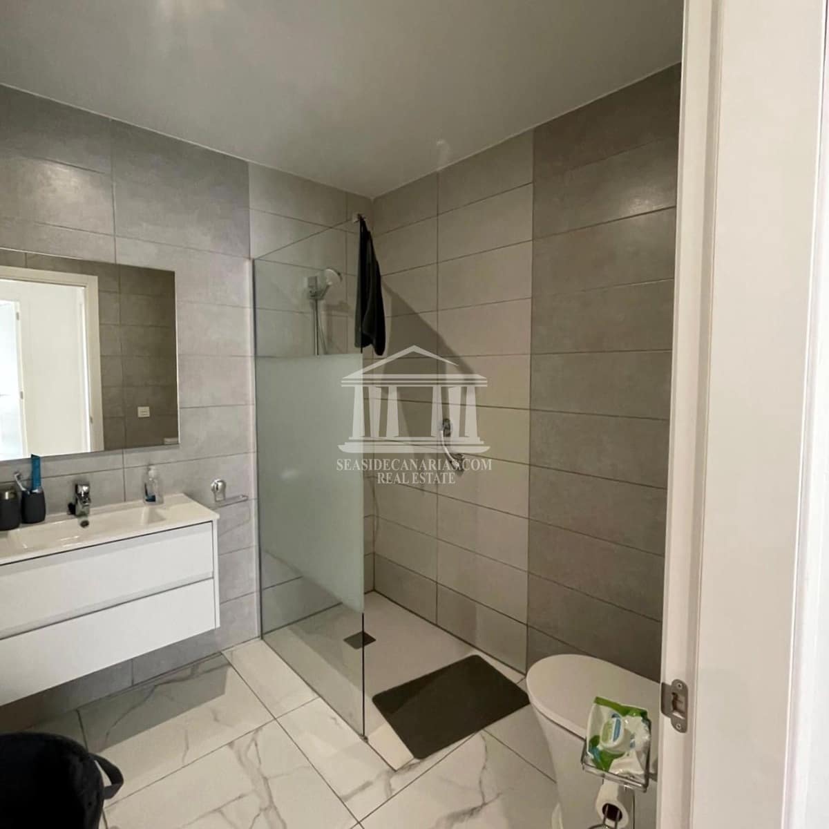 2 bedroom Flat for sale in Adeje with garage - € 340,000 (Ref: 10077350)