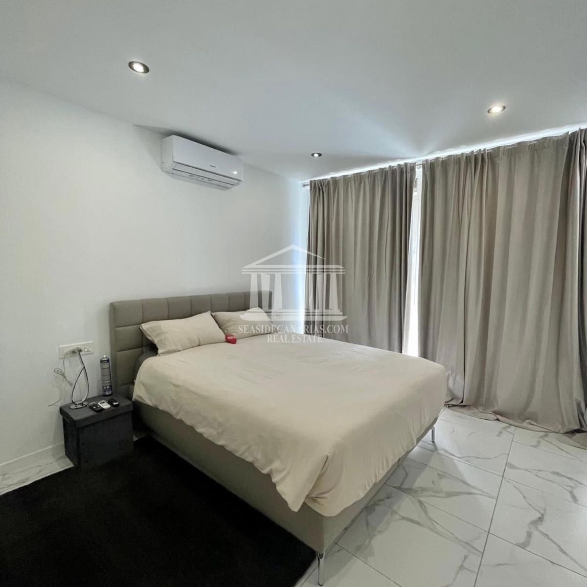 2 bedroom Flat for sale in Adeje with garage - € 340,000 (Ref: 10077350)