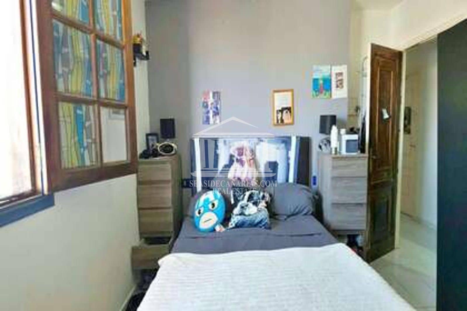 4 bedroom Flat for sale in Adeje - € 265,000 (Ref: 10130912)