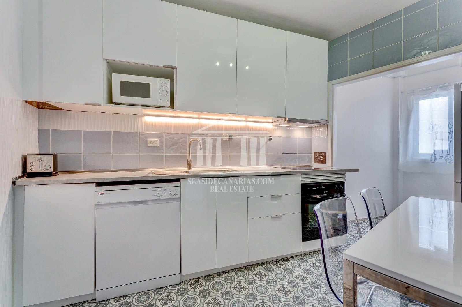 Piso de 2 habitaciones en Puerto Santiago en venta - 242.900 € (Ref: 10159856)