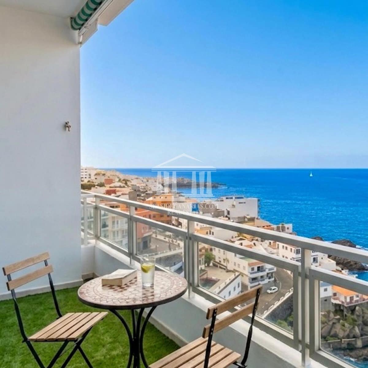 Piso de 2 habitaciones en Puerto Santiago en venta - 242.900 € (Ref: 10159856)