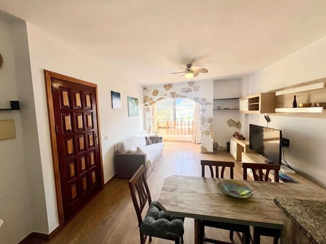 2 soveværelse Lejlighed til salg i Puerto Santiago, Santiago del Teide med garage - € 249.000 (Ref: 10187629)