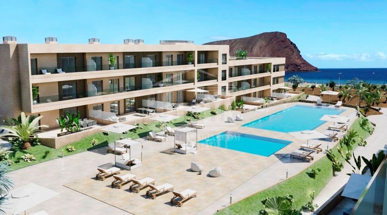 2 bedroom Penthouse for sale in La Tejita, Granadilla de Abona with pool garage € 399,000 (Ref