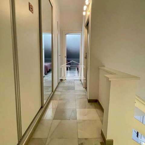 2 soverom Leilighet til salgs i Playa de las Americas, Arona med svømmebasseng - € 550 000 (Ref: 8499682)