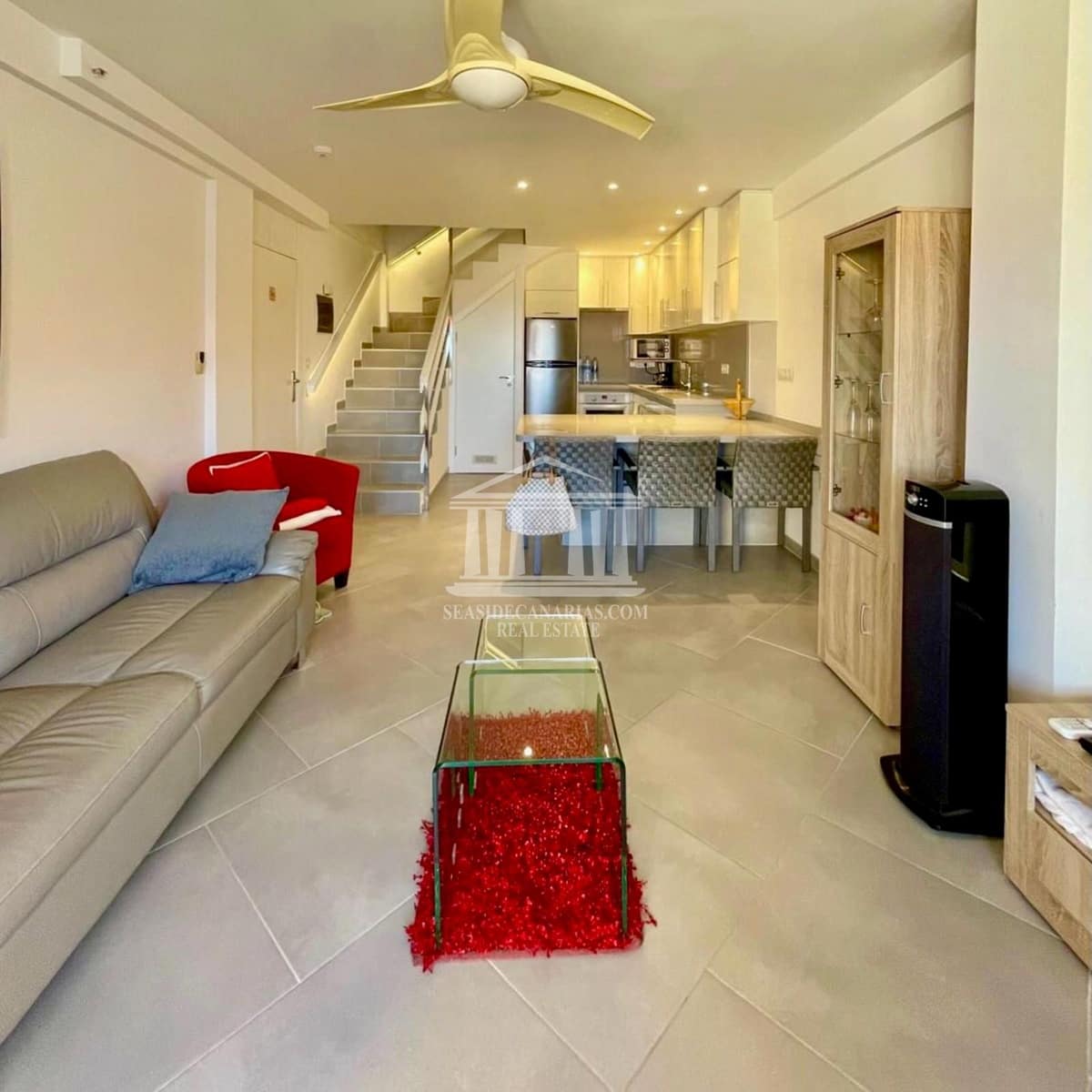 2 soverom Leilighet til salgs i Playa de las Americas med svømmebasseng - € 550 000 (Ref: 8499682)