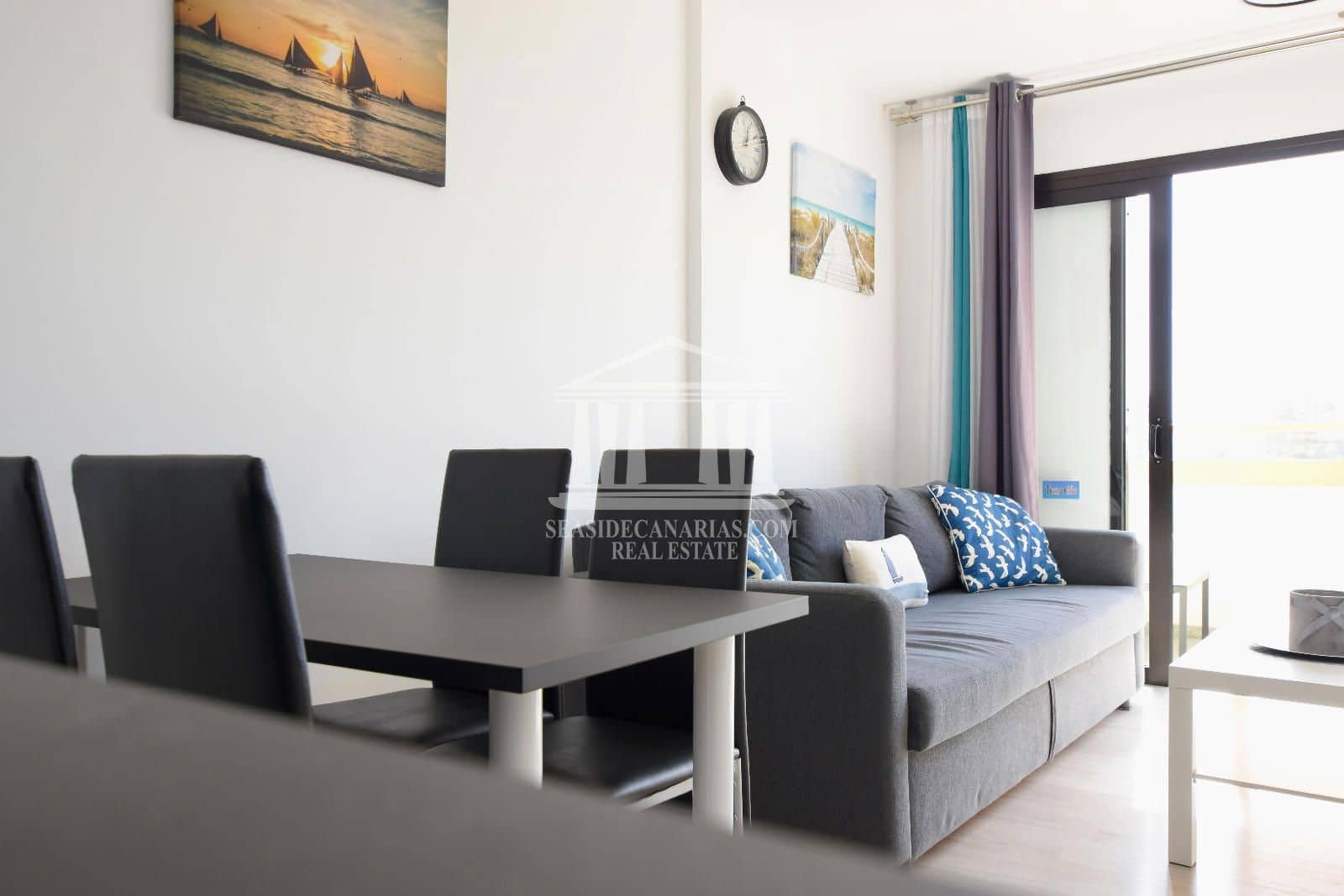 1 soverom Leilighet til salgs i Playa de las Americas med svømmebasseng garasje - € 330 000 (Ref: 8635865)