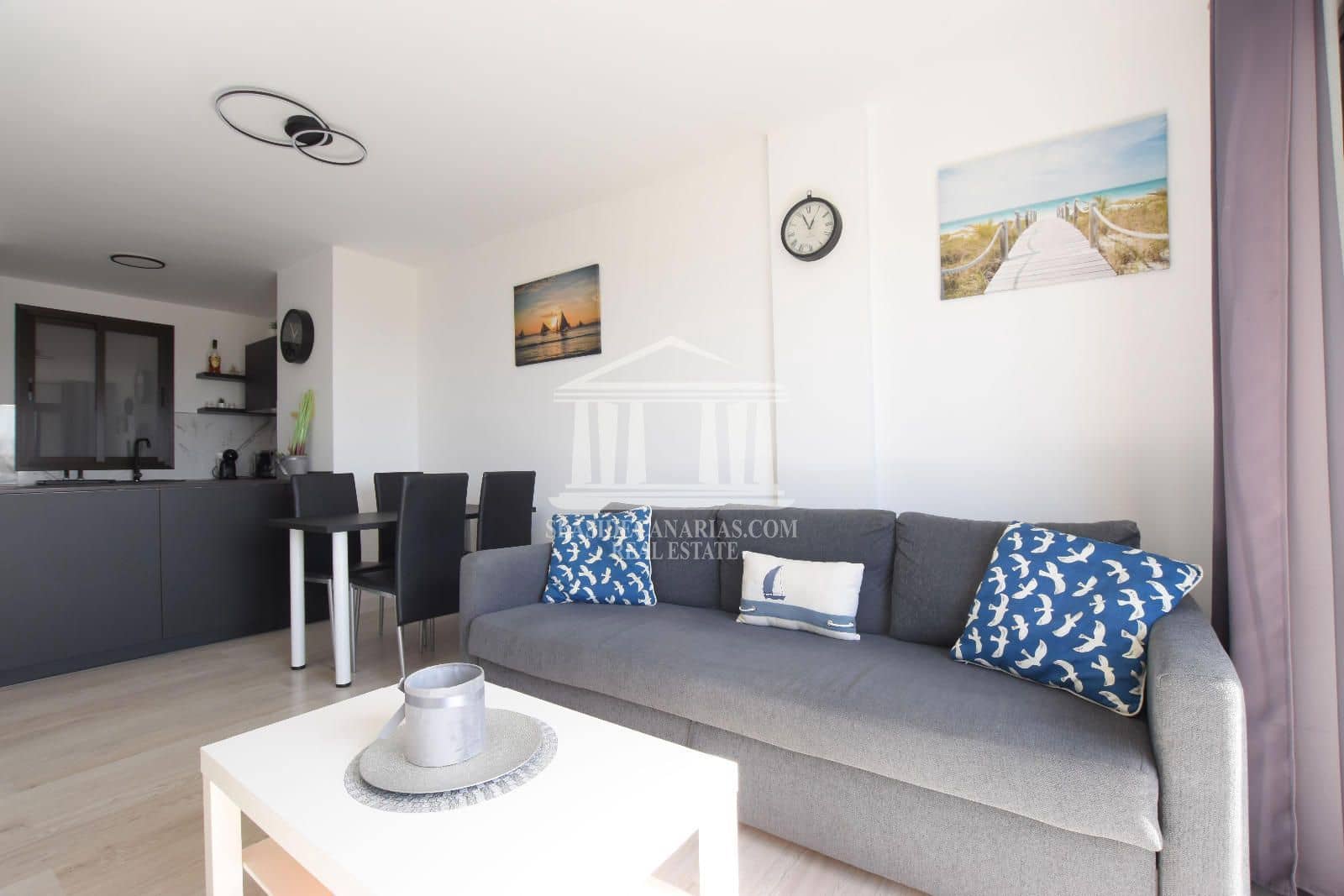 1 soverom Leilighet til salgs i Playa de las Americas med svømmebasseng garasje - € 330 000 (Ref: 8635865)