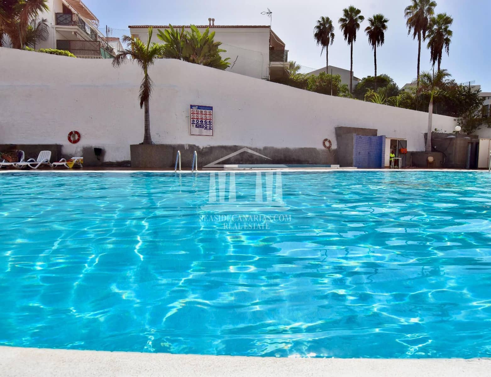 1 soverom Leilighet til salgs i Playa de las Americas med svømmebasseng garasje - € 330 000 (Ref: 8635865)