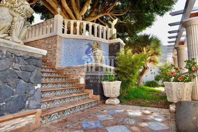 4 soveværelse Villa til salg i San Cristóbal de La Laguna med garage - € 870.000 (Ref: 8718768)