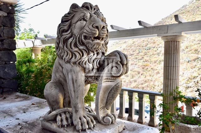 4 soveværelse Villa til salg i San Cristóbal de La Laguna med garage - € 870.000 (Ref: 8718768)