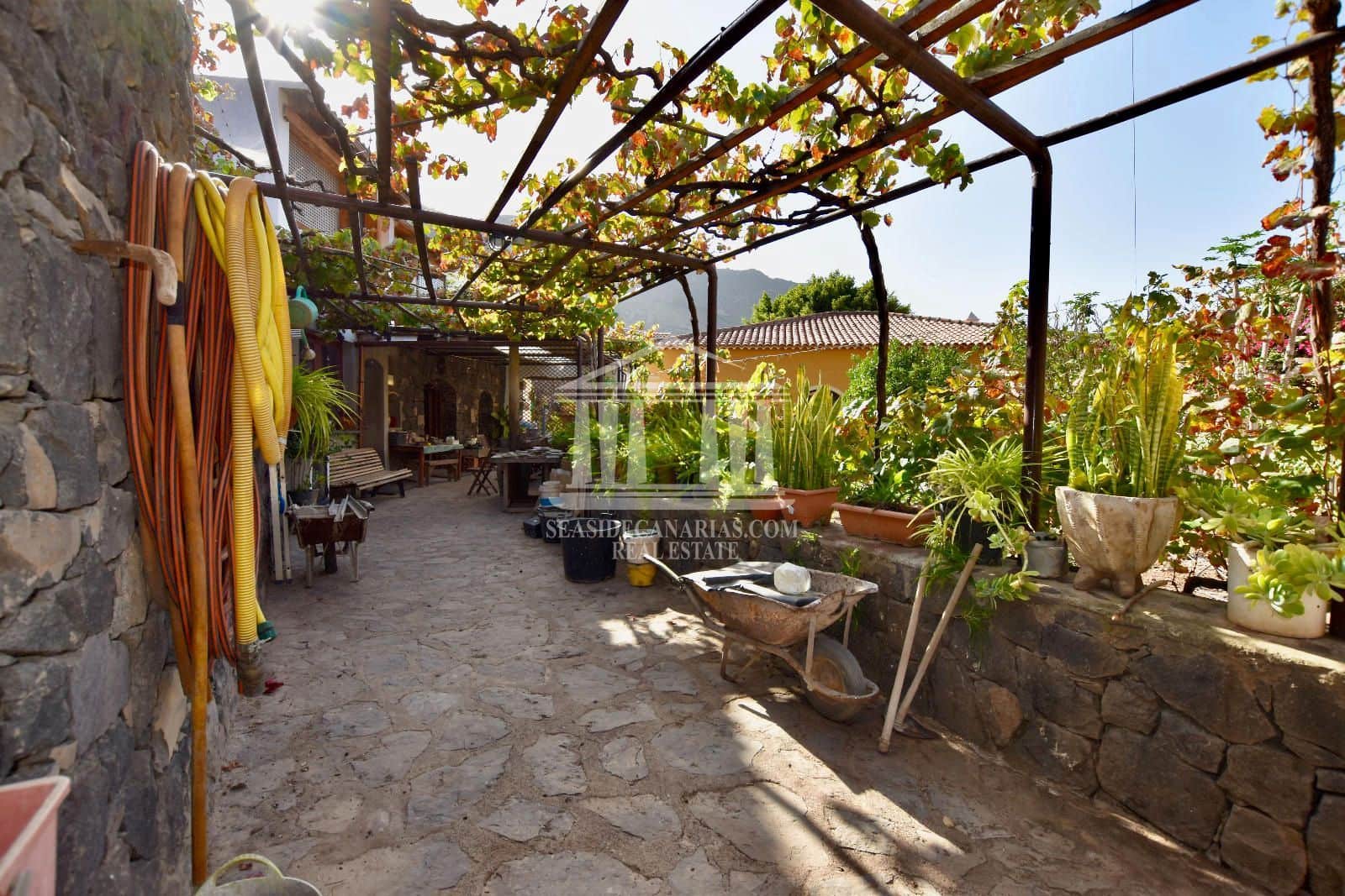 4 soveværelse Villa til salg i San Cristobal de La Laguna med garage - € 870.000 (Ref: 8718768)