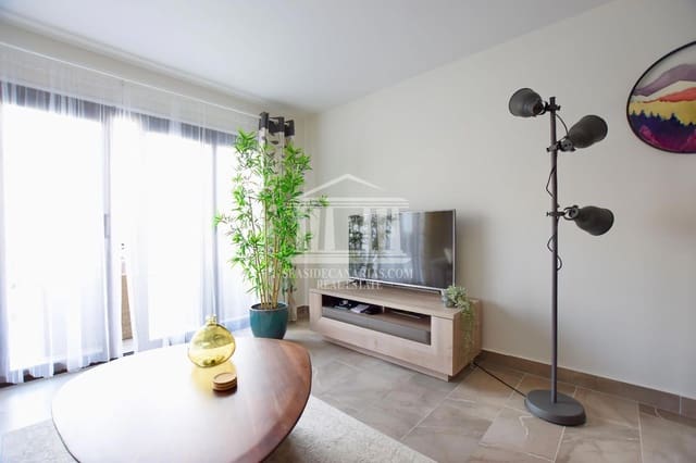 2 soverom Leilighet til salgs i Costa del Silencio, Arona med svømmebasseng garasje - € 325 000 (Ref: 8924779)