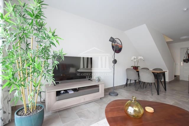 2 soverom Leilighet til salgs i Costa del Silencio, Arona med svømmebasseng garasje - € 325 000 (Ref: 8924779)