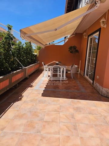 4 soverom Hus til salgs i Adeje med svømmebasseng garasje - € 673 000 (Ref: 9752377)