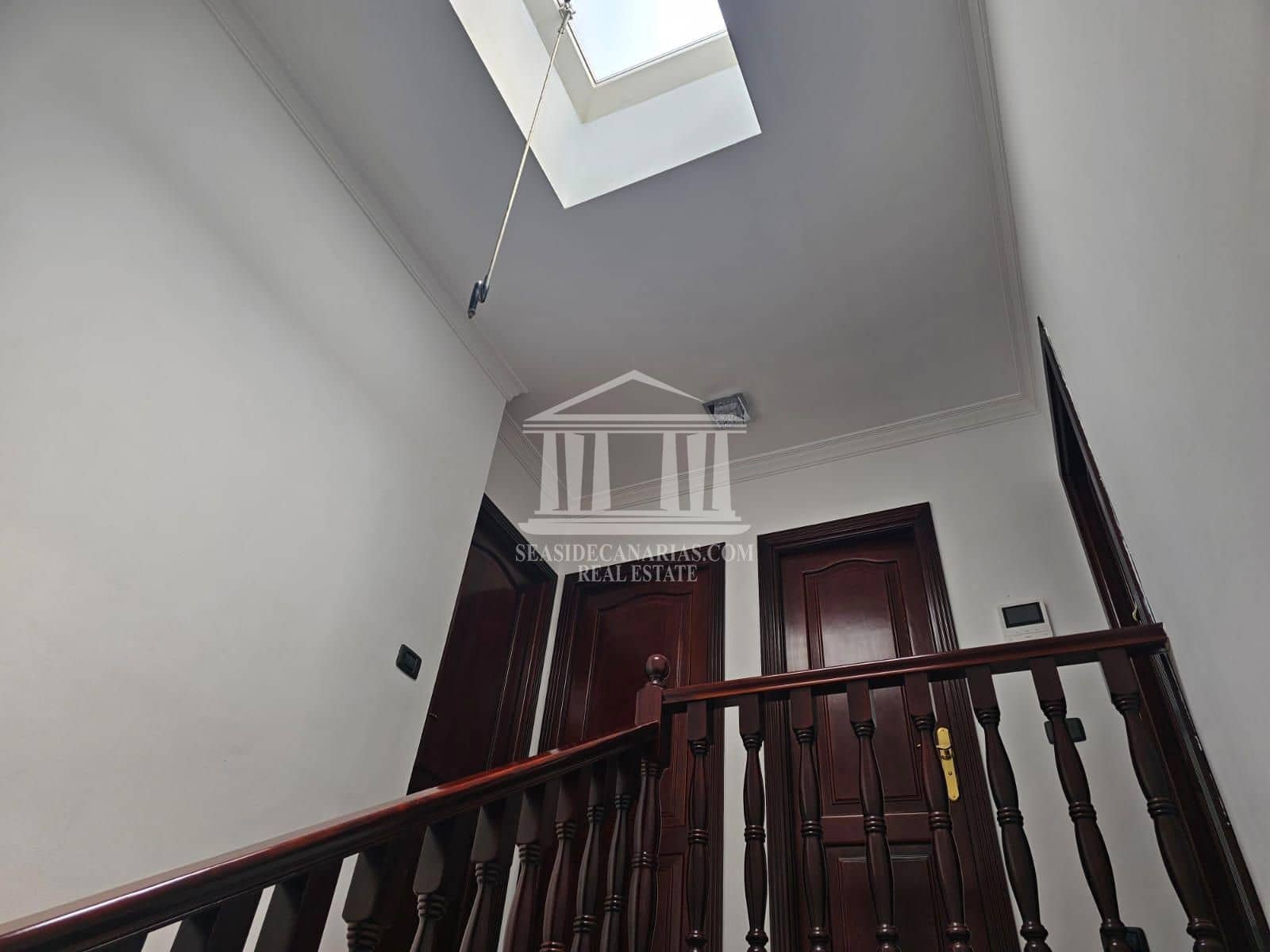 4 soverom Hus til salgs i Adeje med svømmebasseng garasje - € 673 000 (Ref: 9752377)