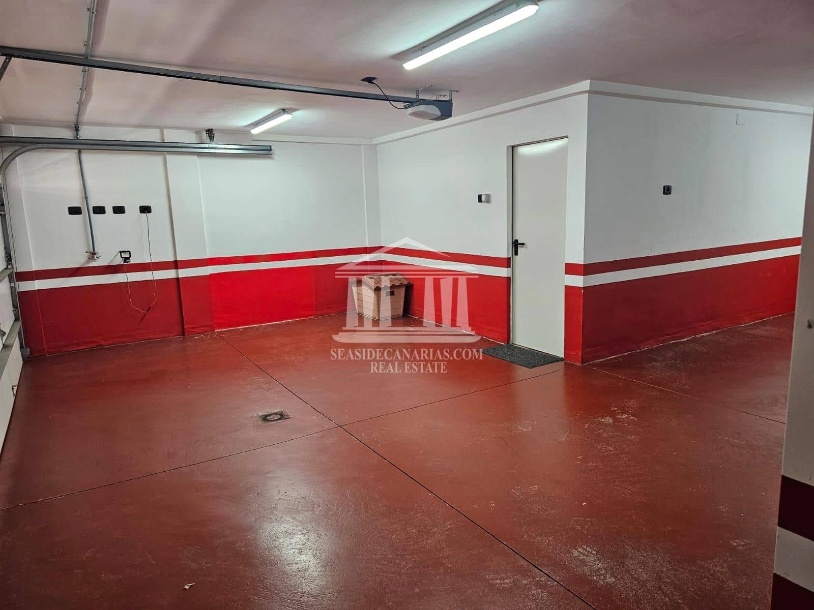 4 soverom Hus til salgs i Adeje med svømmebasseng garasje - € 673 000 (Ref: 9752377)