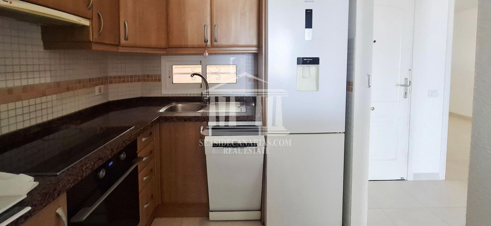 2 soverom Leilighet til salgs i El Madronal med svømmebasseng garasje - € 429 500 (Ref: 9752382)