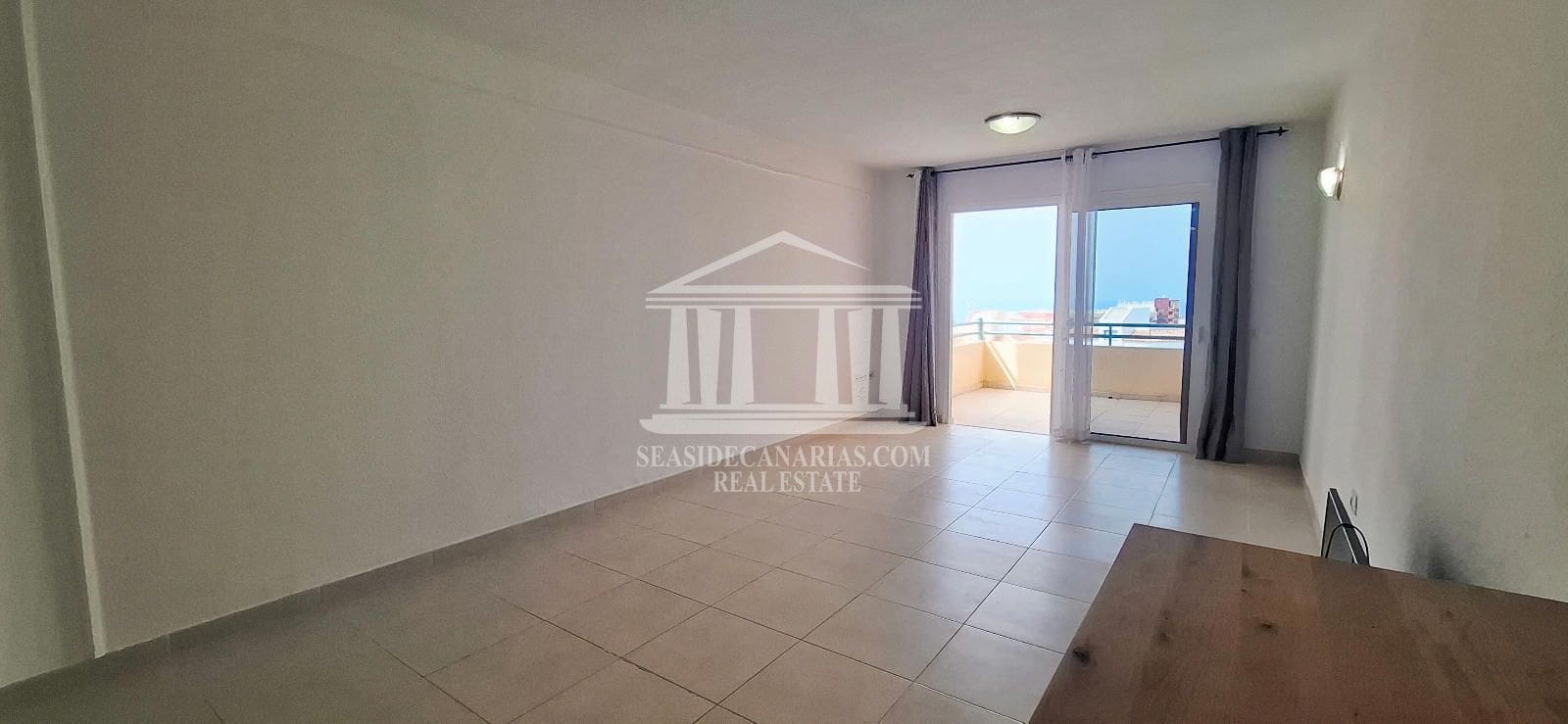 2 soverom Leilighet til salgs i El Madronal med svømmebasseng garasje - € 429 500 (Ref: 9752382)