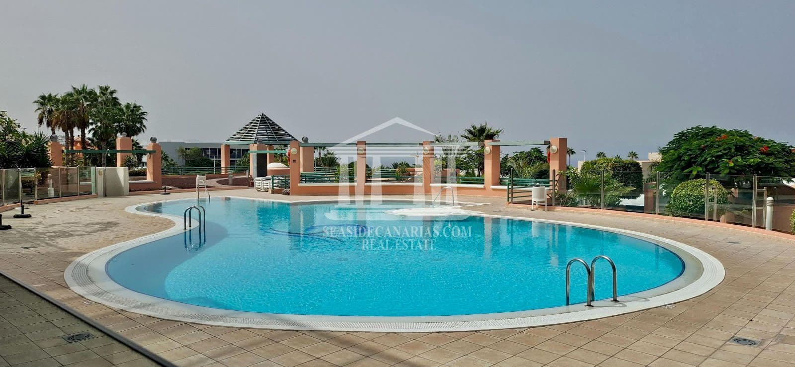 2 soverom Leilighet til salgs i El Madronal med svømmebasseng garasje - € 429 500 (Ref: 9752382)