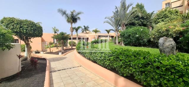 2 soverom Leilighet til salgs i El Madroñal, Adeje med svømmebasseng garasje - € 429 500 (Ref: 9752382)