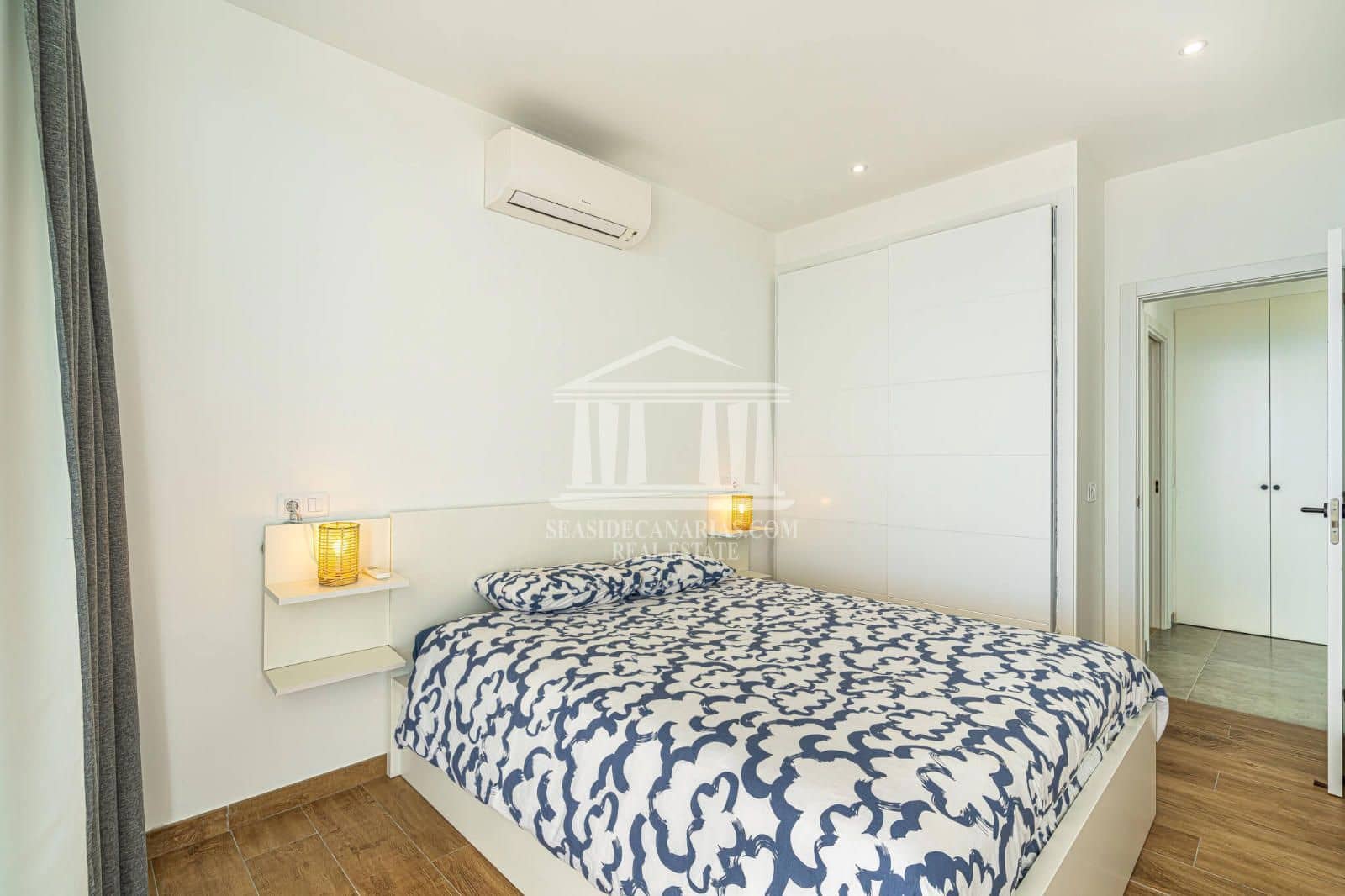 3 soverom Villa til salgs i Guia de Isora med svømmebasseng garasje - € 998 000 (Ref: 9752383)