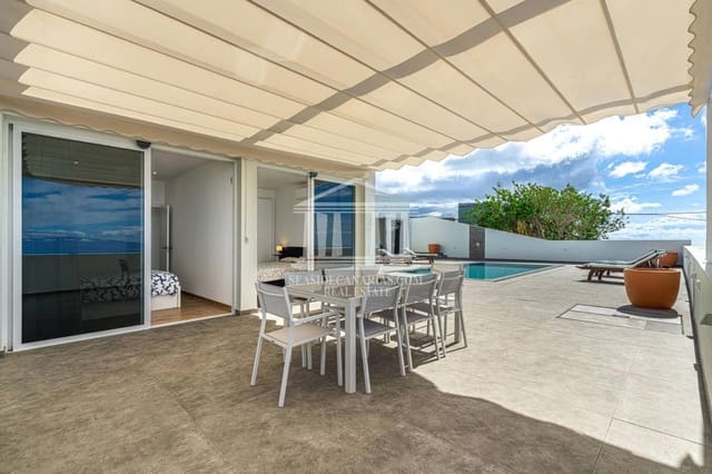 3 soverom Villa til salgs i Guía de Isora med svømmebasseng garasje - € 998 000 (Ref: 9752383)