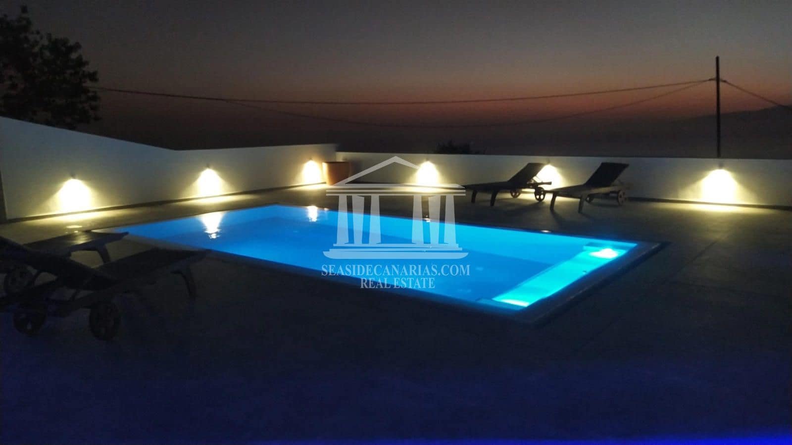 3 soverom Villa til salgs i Guia de Isora med svømmebasseng garasje - € 998 000 (Ref: 9752383)