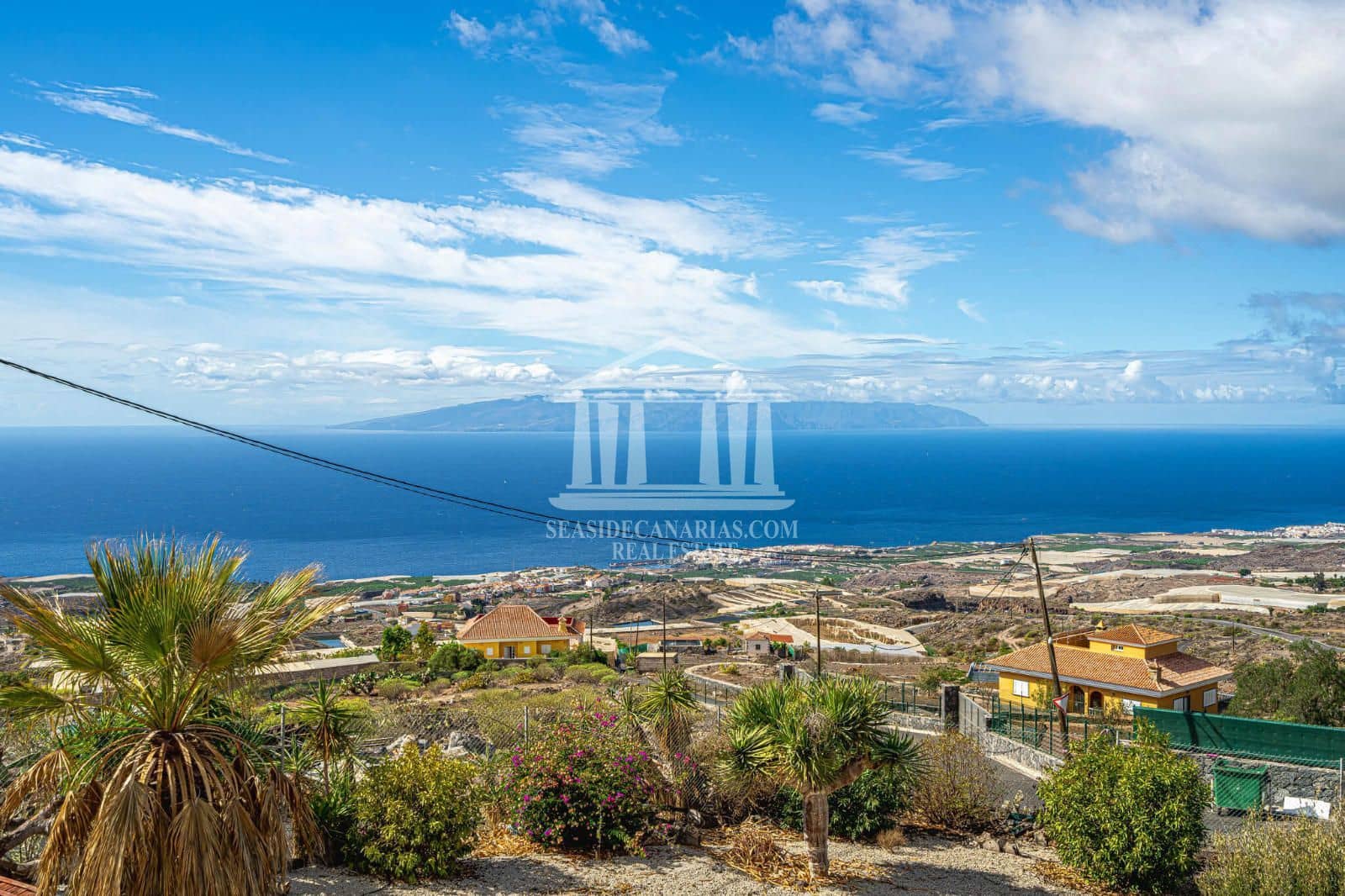 3 soverom Villa til salgs i Guia de Isora med svømmebasseng garasje - € 998 000 (Ref: 9752383)