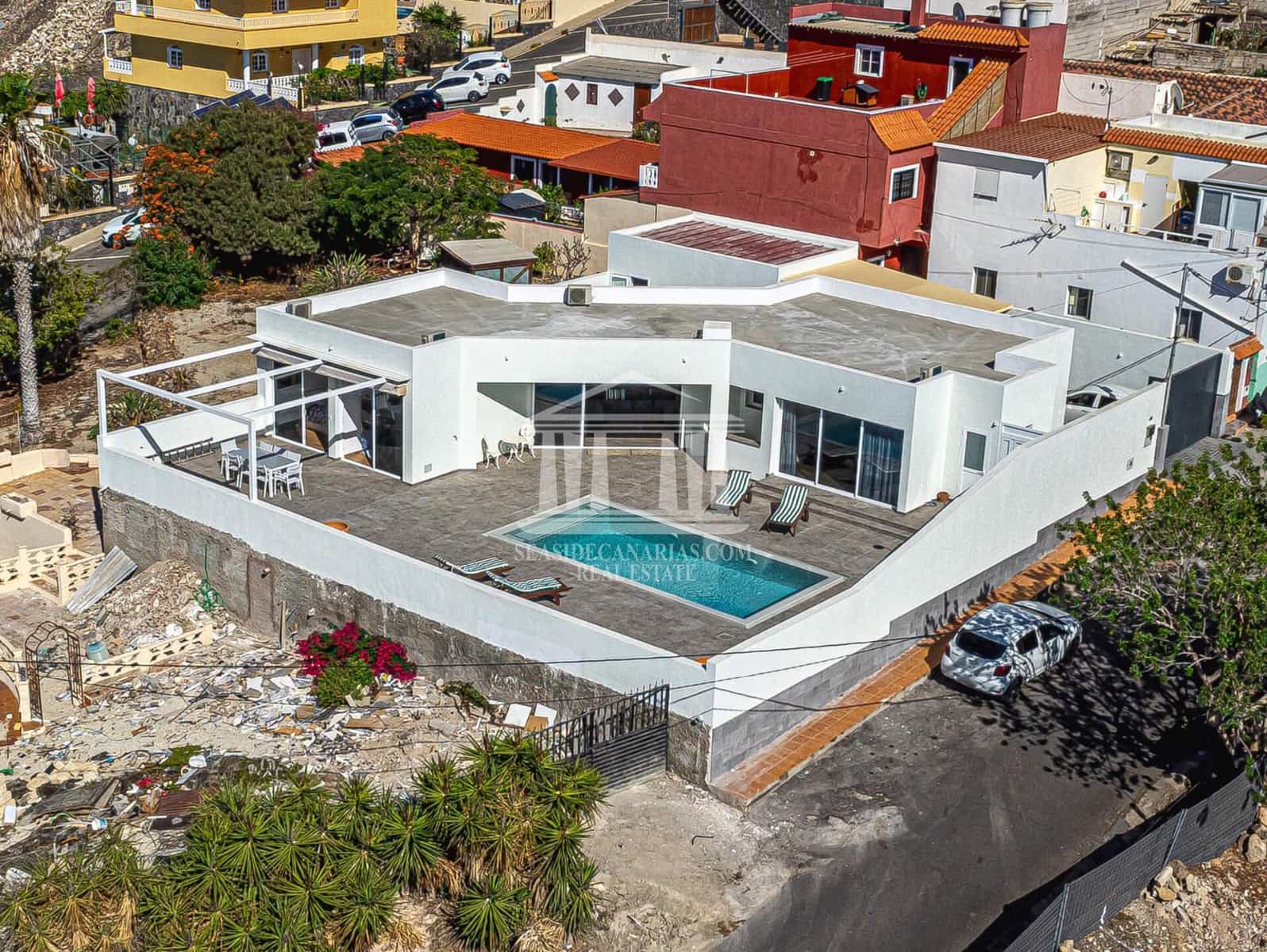 3 soverom Villa til salgs i Guia de Isora med svømmebasseng garasje - € 998 000 (Ref: 9752383)