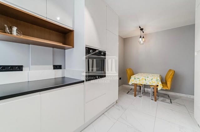 3 soveværelse Byhus til salg i Llano del Camello, San Miguel de Abona med swimmingpool garage - € 420.000 (Ref: 9752385)