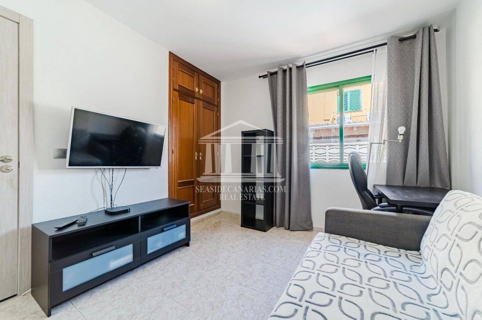 3 soveværelse Byhus til salg i Llano del Camello med swimmingpool garage - € 420.000 (Ref: 9752385)