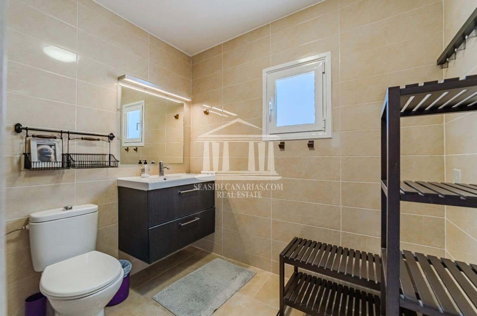 3 soveværelse Byhus til salg i Llano del Camello med swimmingpool garage - € 420.000 (Ref: 9752385)