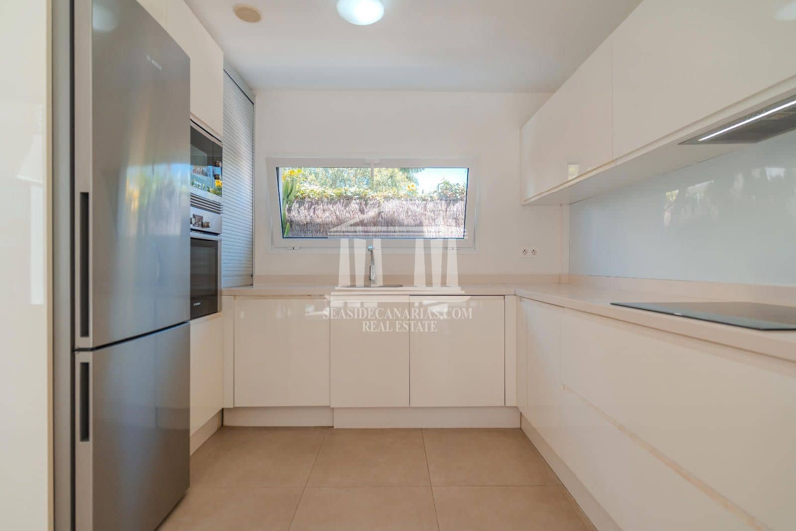 3 slaapkamer Villa te koop in Playa Paraiso met zwembad garage - € 1.175.000 (Ref: 9752386)