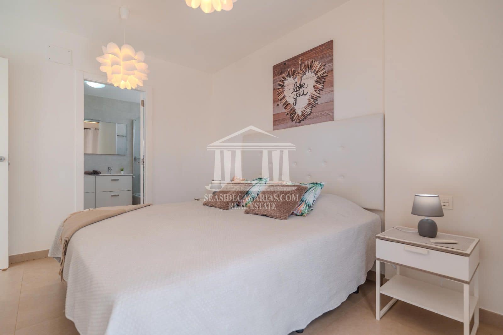 3 slaapkamer Villa te koop in Playa Paraiso met zwembad garage - € 1.175.000 (Ref: 9752386)