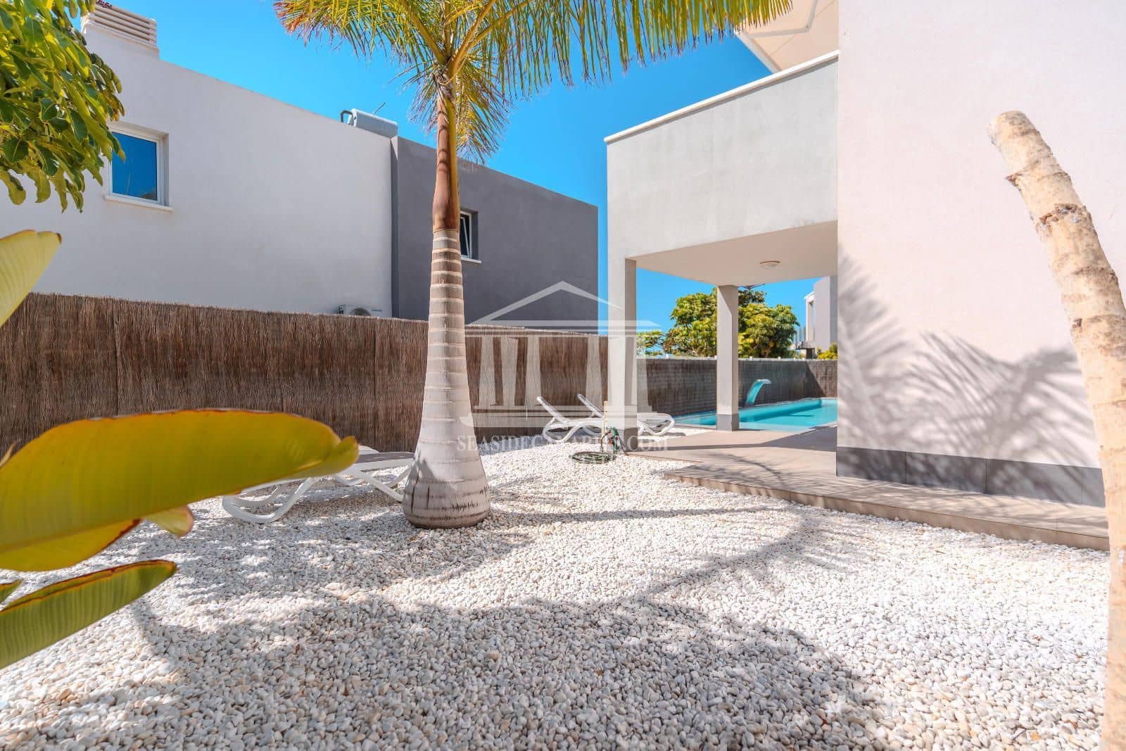 3 slaapkamer Villa te koop in Playa Paraiso met zwembad garage - € 1.175.000 (Ref: 9752386)