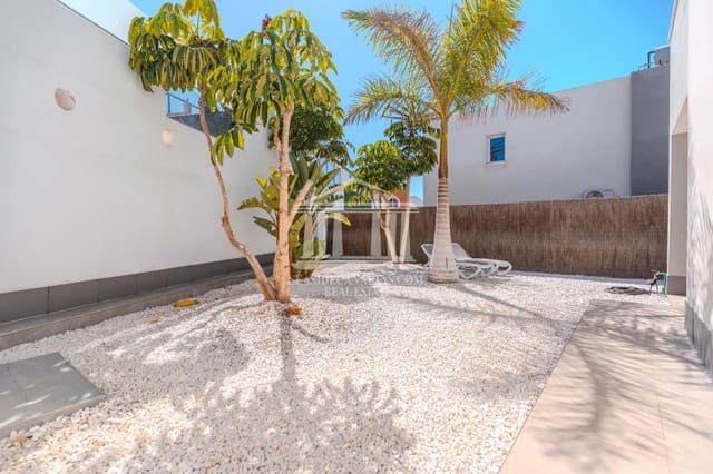 3 slaapkamer Villa te koop in Playa Paraiso, Adeje met zwembad garage - € 1.175.000 (Ref: 9752386)