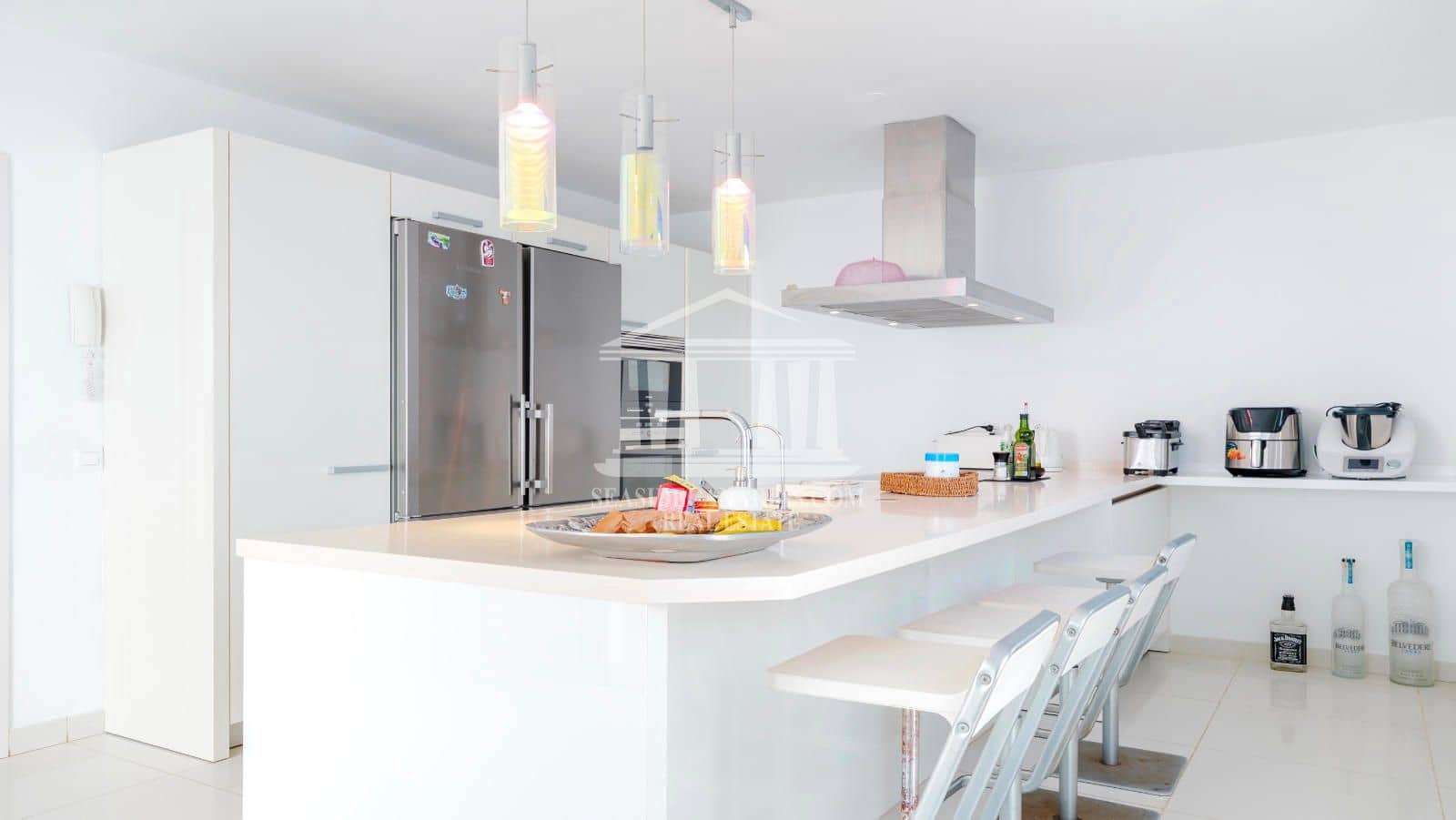 4 sypialnia Willa na sprzedaż w El Madronal z basenem garażem - 2 730 000 € (Ref: 9752388)